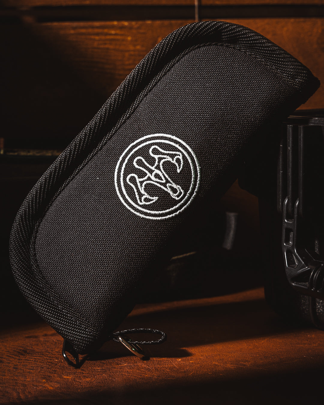 Hawk Knives Talon - Toxic Moss CamoCarbon Handle Inlay - Tumbled M390 Blade