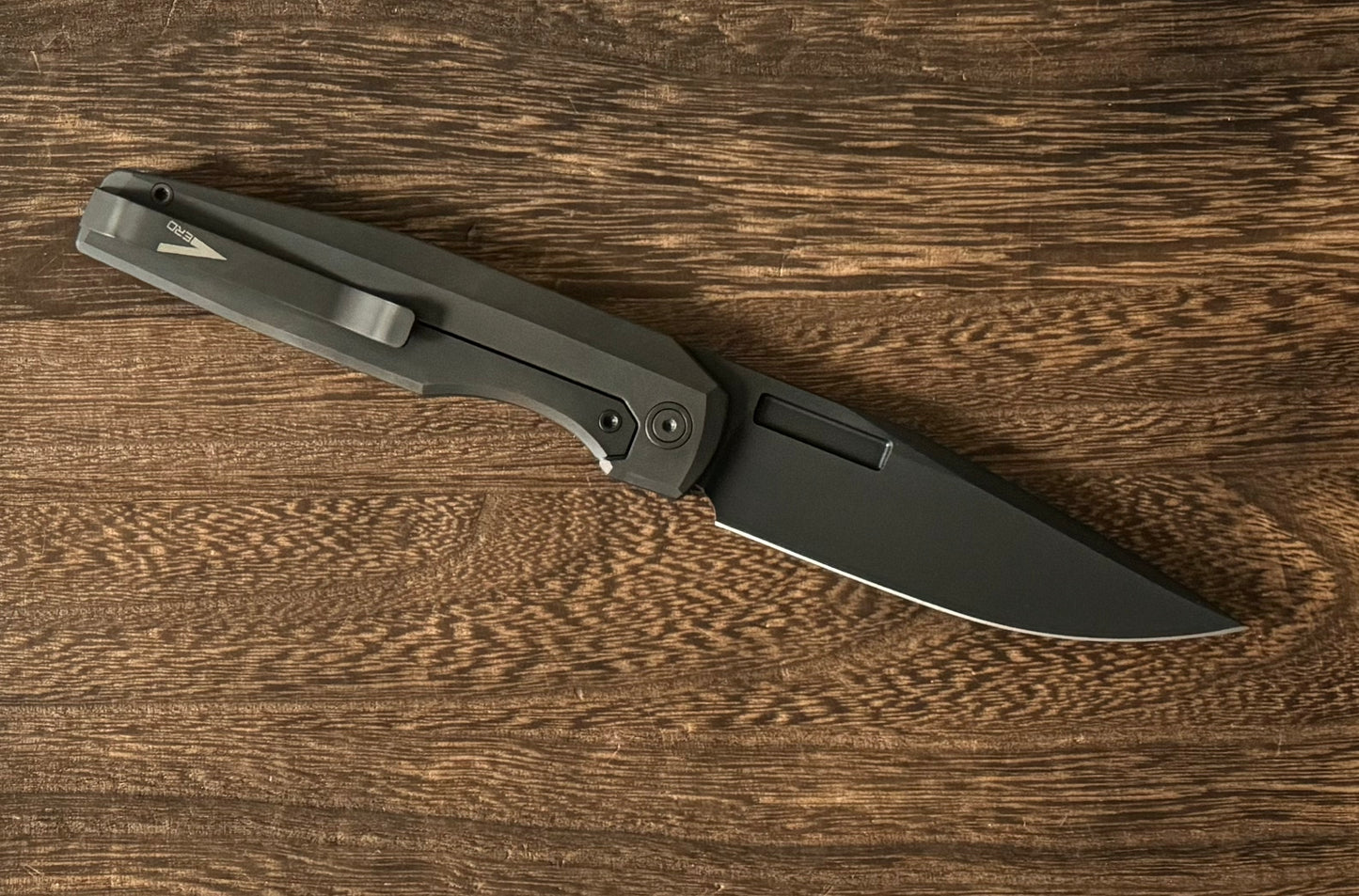 Vero Engineering-Vero Engineering Lux - Black Titanium Handle - DLC Blade-2-Urban Cutlery