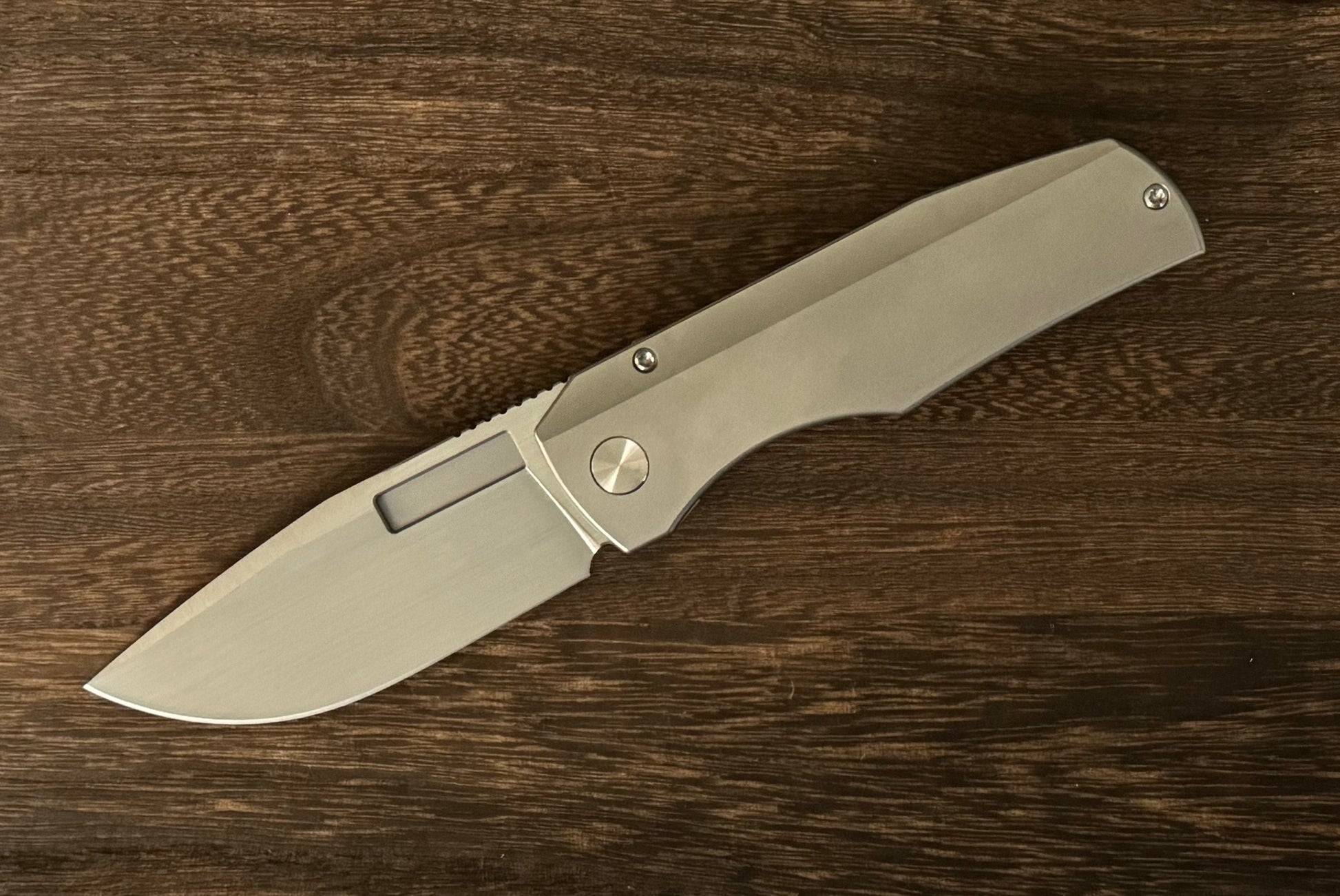Vero Engineering-Vero Engineering Nova - Raw Titanium Handle - Hand Satin Blade-2-Urban Cutlery