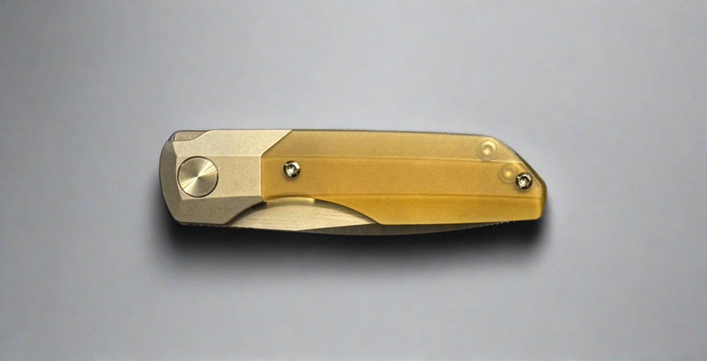 Vero Engineering-Vero Synapse Mini (REC) - Ultem and SW Ti Handle - Hand Satin M390 Blade - Pre-Owned-3-Urban Cutlery