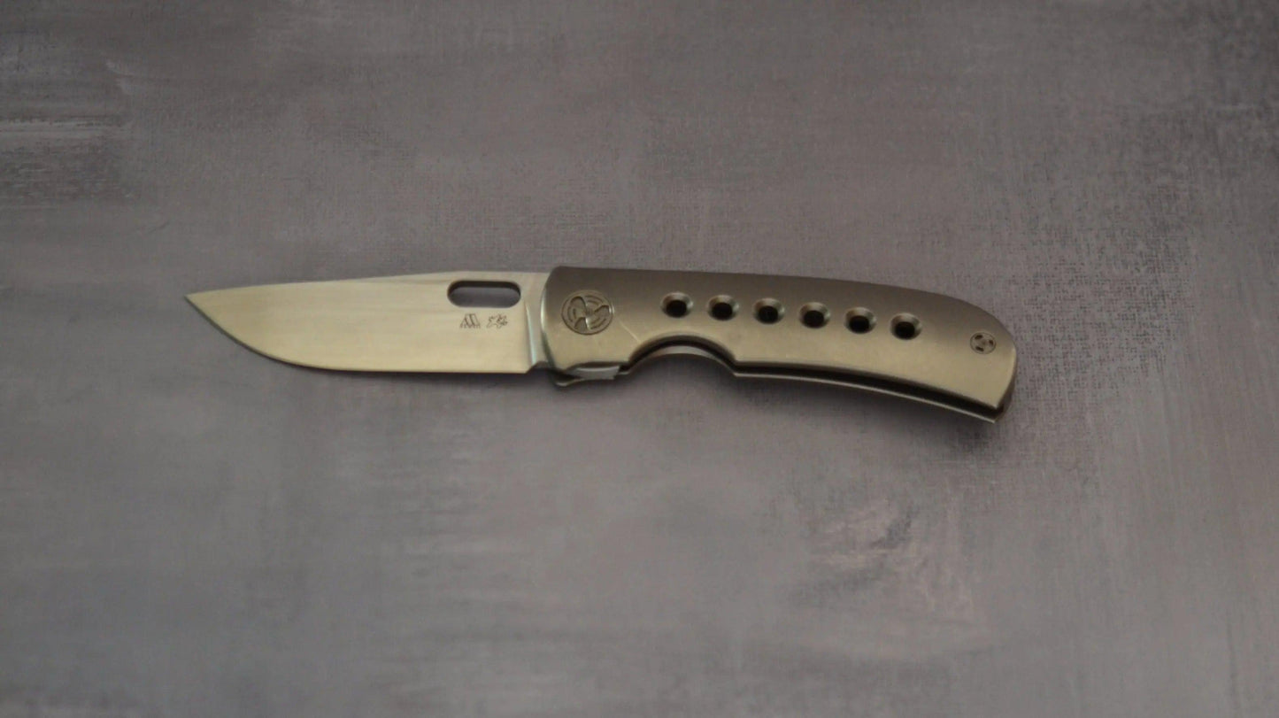 WingmanEDC; Tom Mayo-WingmanEDC x Tom Mayo MTNT Mach 3 - Titanium - Hand Rubbed M390 - Pre-Owned-2-Urban Cutlery