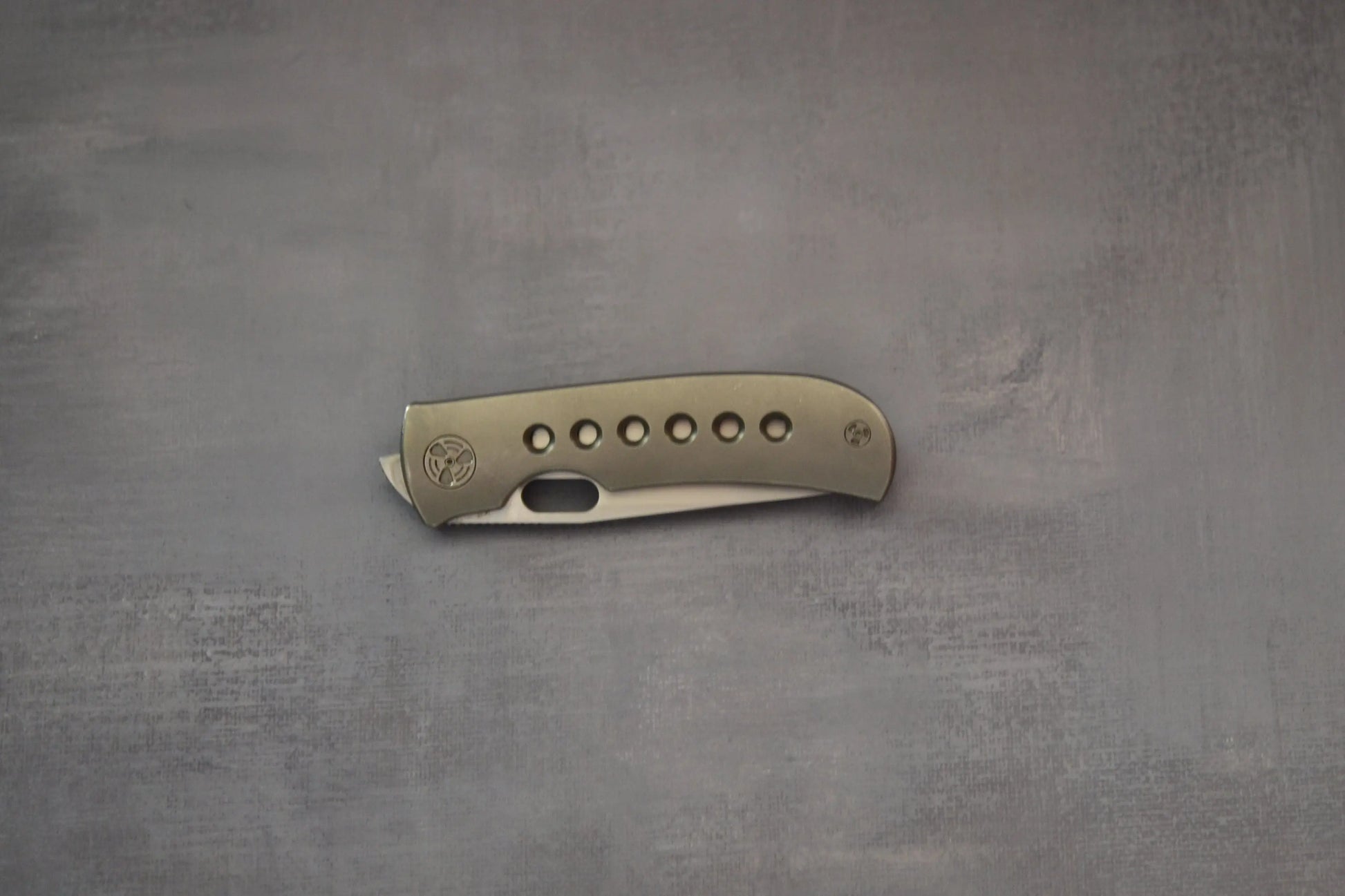 WingmanEDC; Tom Mayo-WingmanEDC x Tom Mayo MTNT Mach 3 - Titanium - Hand Rubbed M390 - Pre-Owned-4-Urban Cutlery